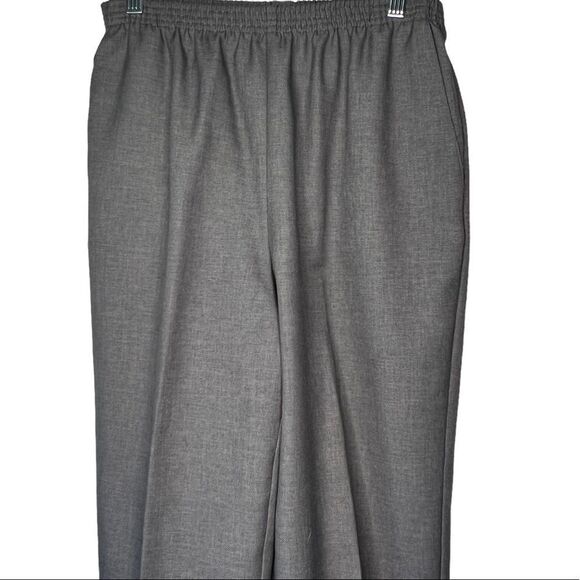 Vintage Alfred Dunner Petite Pantsuit - Picture 7 of 10